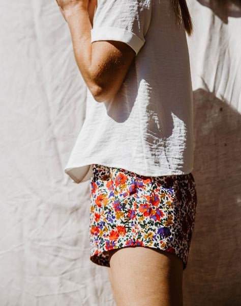 Florence Shorts Floral - THE SHEARER'S WIFE