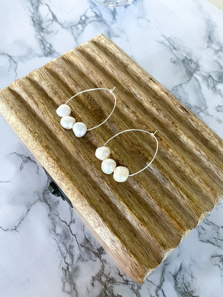 Nicola Pearl Earrings - THE SHEARER'S WIFE